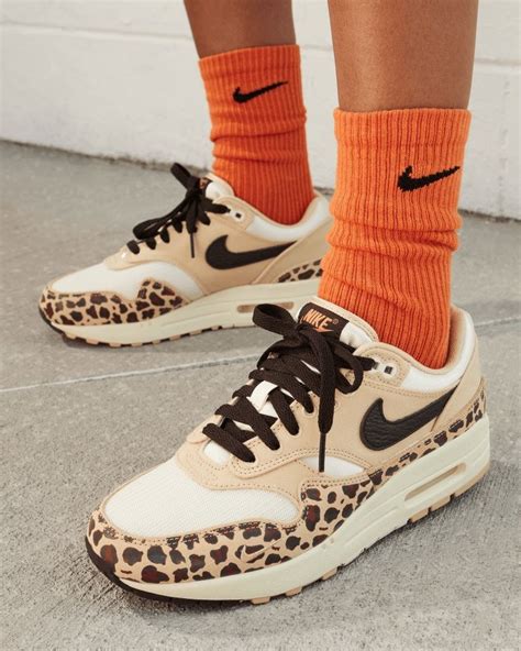 nike luipaard print schoenen|Nike Air Max 1 '87 damesschoenen.